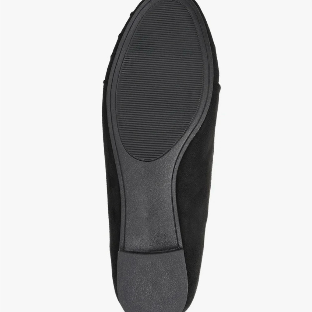 NWT Journee Collection
Women's Tannya Ruched Ballet Flats - Picture 8 of 8